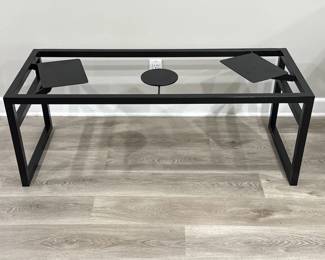 112 Lot 403h Custom made metal coffee table