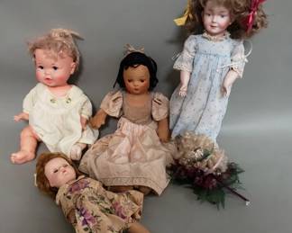 140 Lot 507 Group of antique and vintage dolls