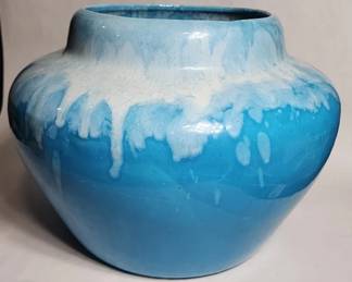 132 Lot 314h Vintage Frank Moreno California drip glaze