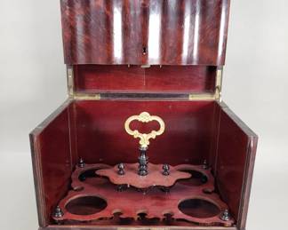 044 Lot 109 Antique mahogany bar chest