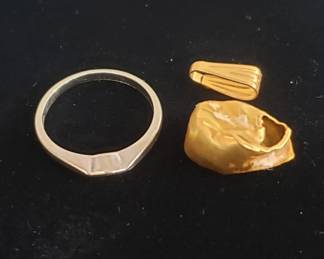 019 Lot 483 14k gold ring dental crown and scrap piece