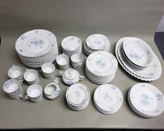 032 Lot 85 99 Haviland Limoges porcelain Bergere pattern
