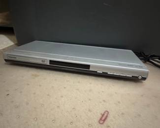 Toshiba SD-3990 Progressive Scan DVD Player