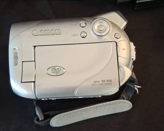 Canon DC100 DVD Camcorder