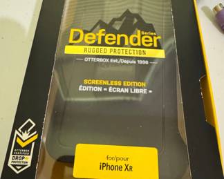 OtterBox Defender Series Screenless Edition for iPhone XR