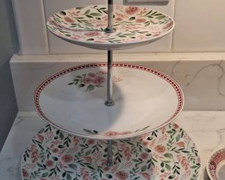 Vintage Weatherby Hanley "Pink Rose Fleur De Lys" 3-Tier Serving Stand