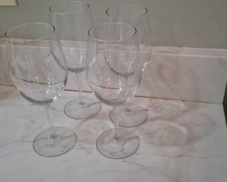 Set of 4 Circleware Rimini Wine Glasses