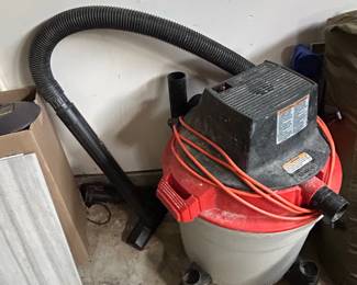 RIDGID 16 Gallon 5.5 Peak HP Wet/Dry Shop Vacuum