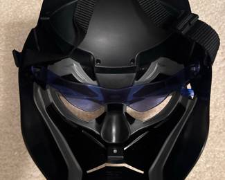 Hasbro Marvel Black Panther Vibranium Power FX Light-Up Mask