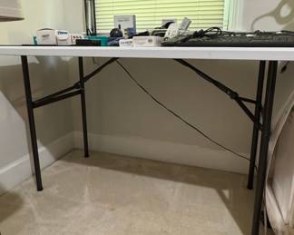 Plastic Folding Utility Table