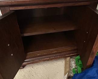 Vintage Singer Sewing Machine Cabinet