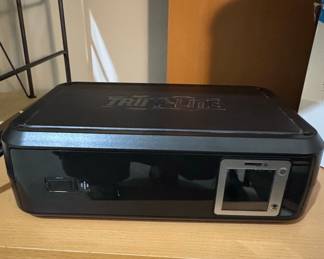 Tripp Lite OMNI900LCD UPS Battery Backup