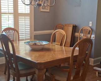Vintage Oak Dining Set with Fan-Back Chairs by Stanley Furniture
