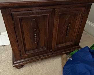 Vintage Singer Sewing Machine Cabinet