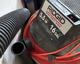 RIDGID 16 Gallon 5.5 Peak HP Wet/Dry Shop Vacuum
