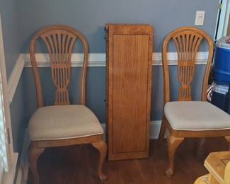 Vintage Oak Dining Set with Fan-Back Chairs by Stanley Furniture