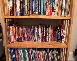 3-Tier Solid Wood Folding Bookshelf