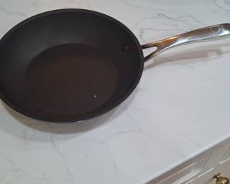 Generic 8-Inch Non-Stick Frying Pan
