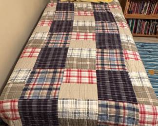 Patchwork Plaid Quilt Set - Twin Size