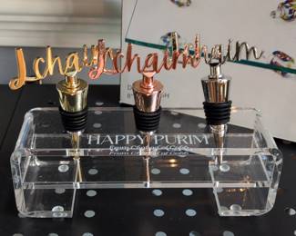 Chabad of Cobb 'L'chaim' Wine Stopper Set - Happy Purim