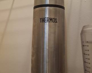 Thermos Stainless Steel Vacuum Insulated Beverage Bottle - 1 Quart