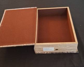 Statue of Liberty Decorative Book Storage Box