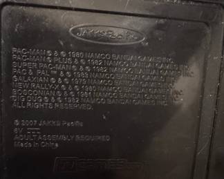 2007 Jakks Pacific Namco Pac-Man 8-in-1 Plug & Play TV Game