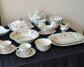 Spode Royal Jasmine Dinnerware Set
