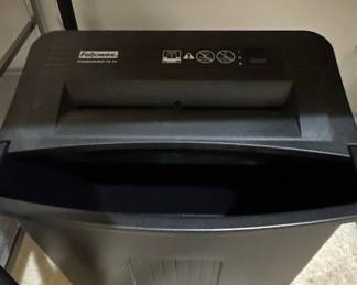 Fellowes Powershred PS-40 Personal Paper Shredder