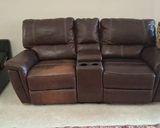 Brown Leather Dual Power Reclining Loveseat with Center Console and Cup Holders