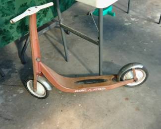 1950S RADIO FLYER (Pressed Metal) 2-Wheel Kick-Push Scooter