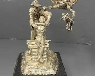 METAL SCUPLTURE