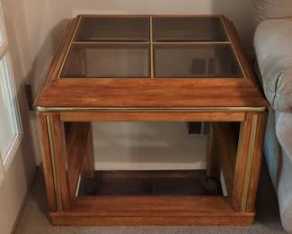 1980s Postmodern Wood, Glass, and Brass End Table with Mirrored Shelf