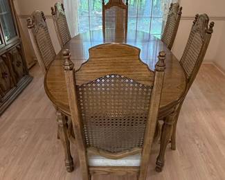 Vintage Thomasville "French Provincial" Oak Dining Table and 6 Cane-Back Chairs