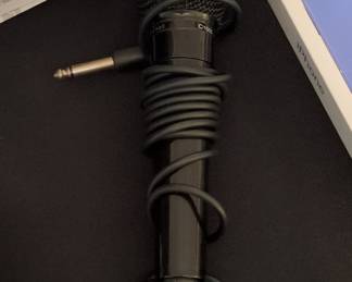 AKG C1000 S Small-Diaphragm Condenser Microphone