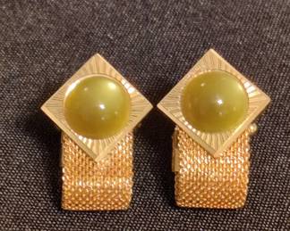 Vintage Gold-Tone Mesh Wrap Cufflinks with Yellow-Green Cabochon by Swank or Anson