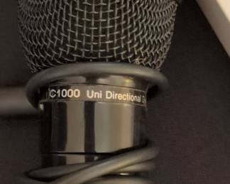 AKG C1000 S Small-Diaphragm Condenser Microphone