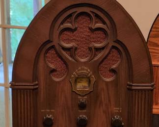 Philco Ford R89 Limited Edition Cathedral Radio