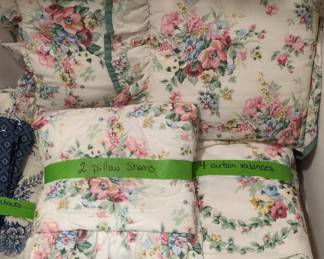 Vintage Waverly "Belle Rive" Floral Bedding Ensemble with Ruffles