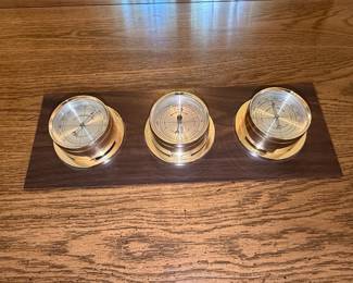 Vintage Springfield Instrument Co. Weather Station