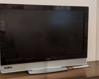 Vizio Early LCD HDTV with Integrated Speaker Bar