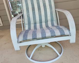 Vintage Metal Swivel Patio Sling Chair