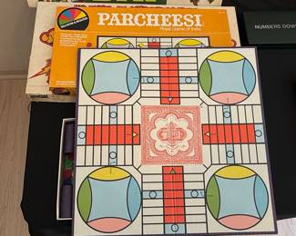 Vintage Selchow & Righter Parcheesi (No. 110)