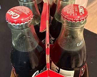 Coca-Cola Classic 'Class of 2000' Commemorative 6-Pack