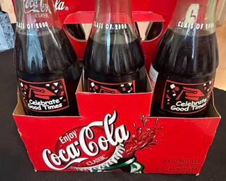 Coca-Cola Classic 'Class of 2000' Commemorative 6-Pack