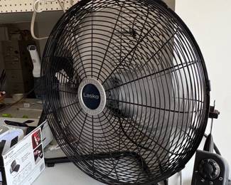 Lasko High Velocity Floor Fan with QuickMount second image