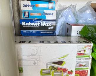Sharper Image in Vegetable Chopper and Storage Set