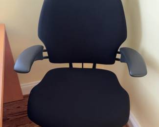 Humanscale Freedom Ergonomic High-Back Office Chair with Headrest