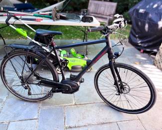 Trek XM700 ebike medium - includes battery, charger and keys