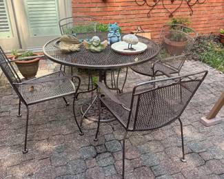 Patio Table and 4 chairs